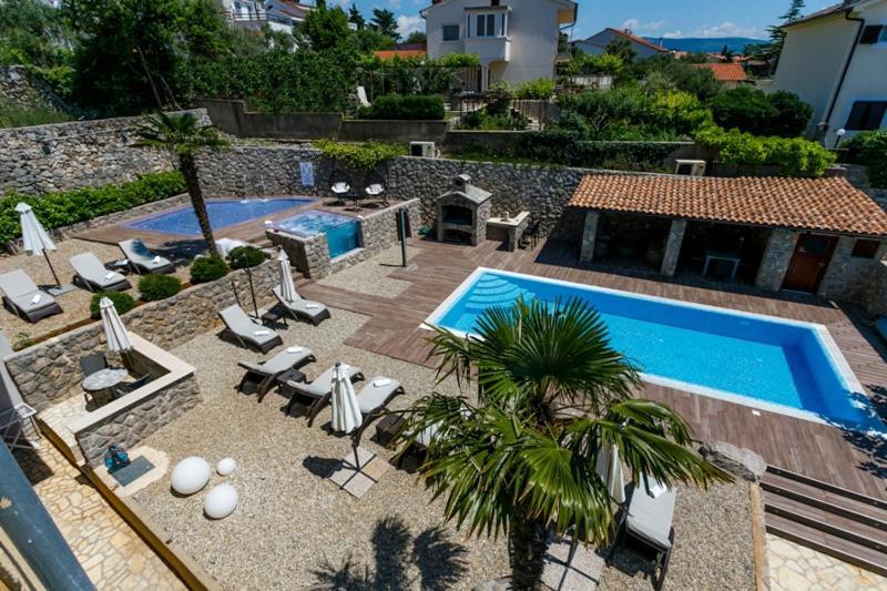 Apartments Petra Krk Krk Town Bagian luar foto